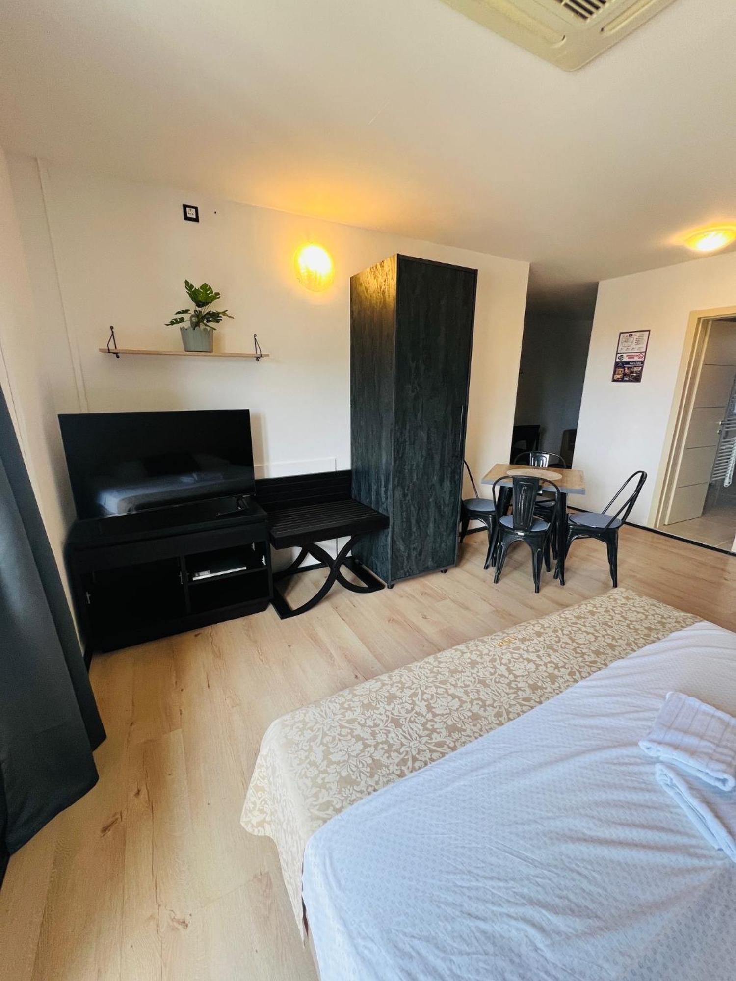 Villas Arbia - Magdalena By The Beach Banjol Екстериор снимка